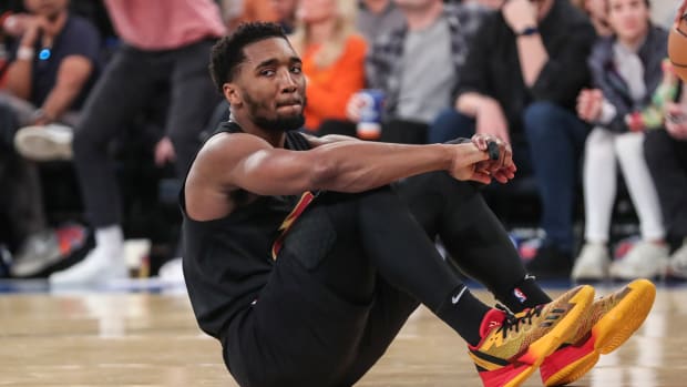 Donovan Mitchell Apr 23 2023 2